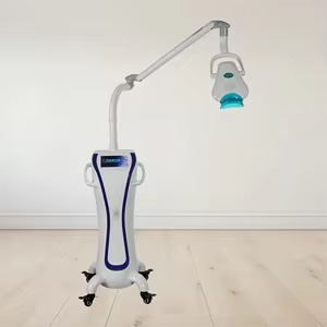 Beyond جهاز تبييض الأسنان